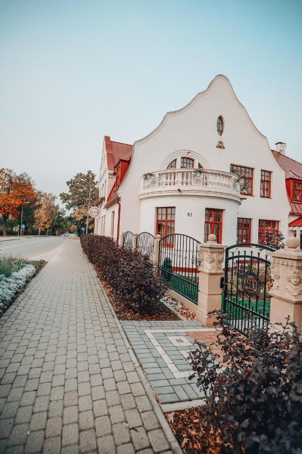 Bahnhofs Hotel Alūksne Esterno foto