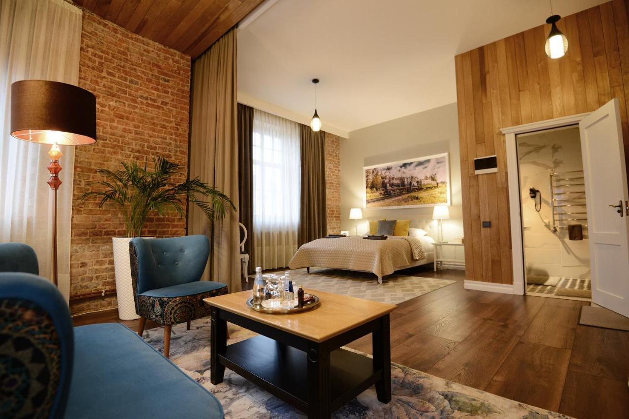 Bahnhofs Hotel Alūksne Esterno foto