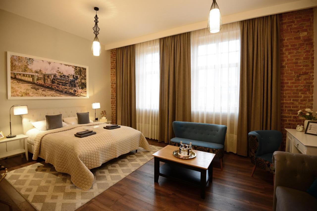 Bahnhofs Hotel Alūksne Esterno foto