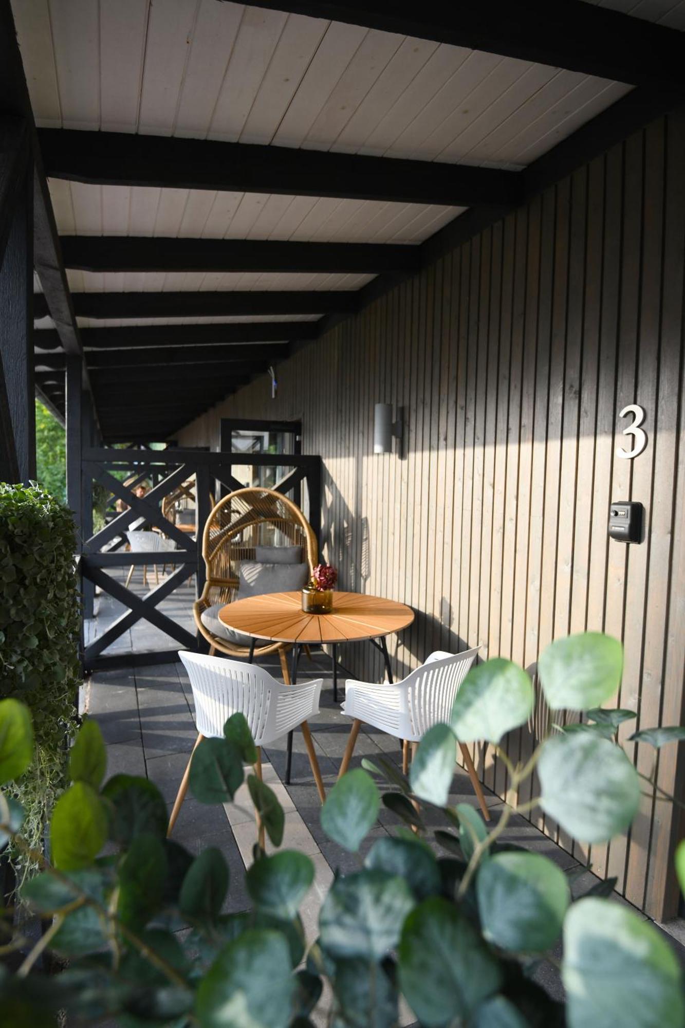 Bahnhofs Hotel Alūksne Esterno foto